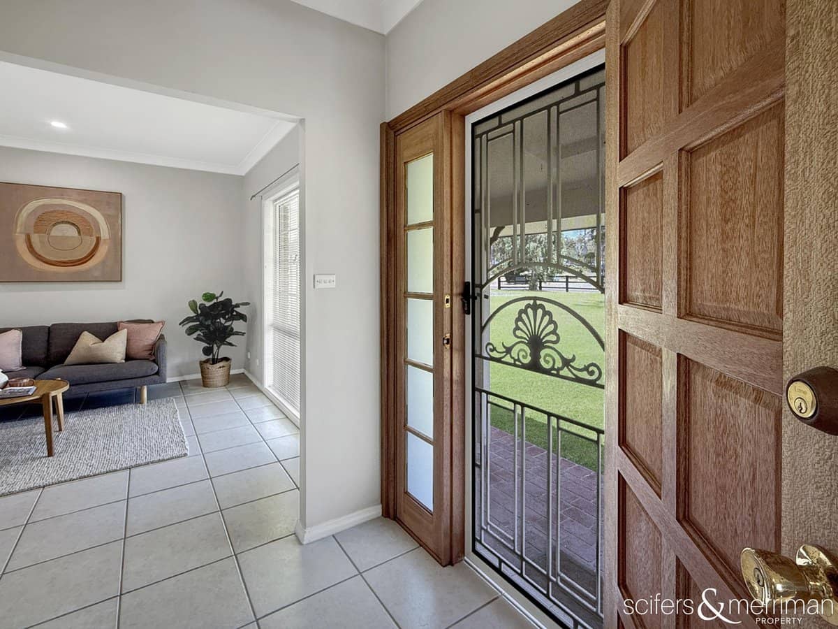 20 County Close, MEDOWIE - Thumbnail 5