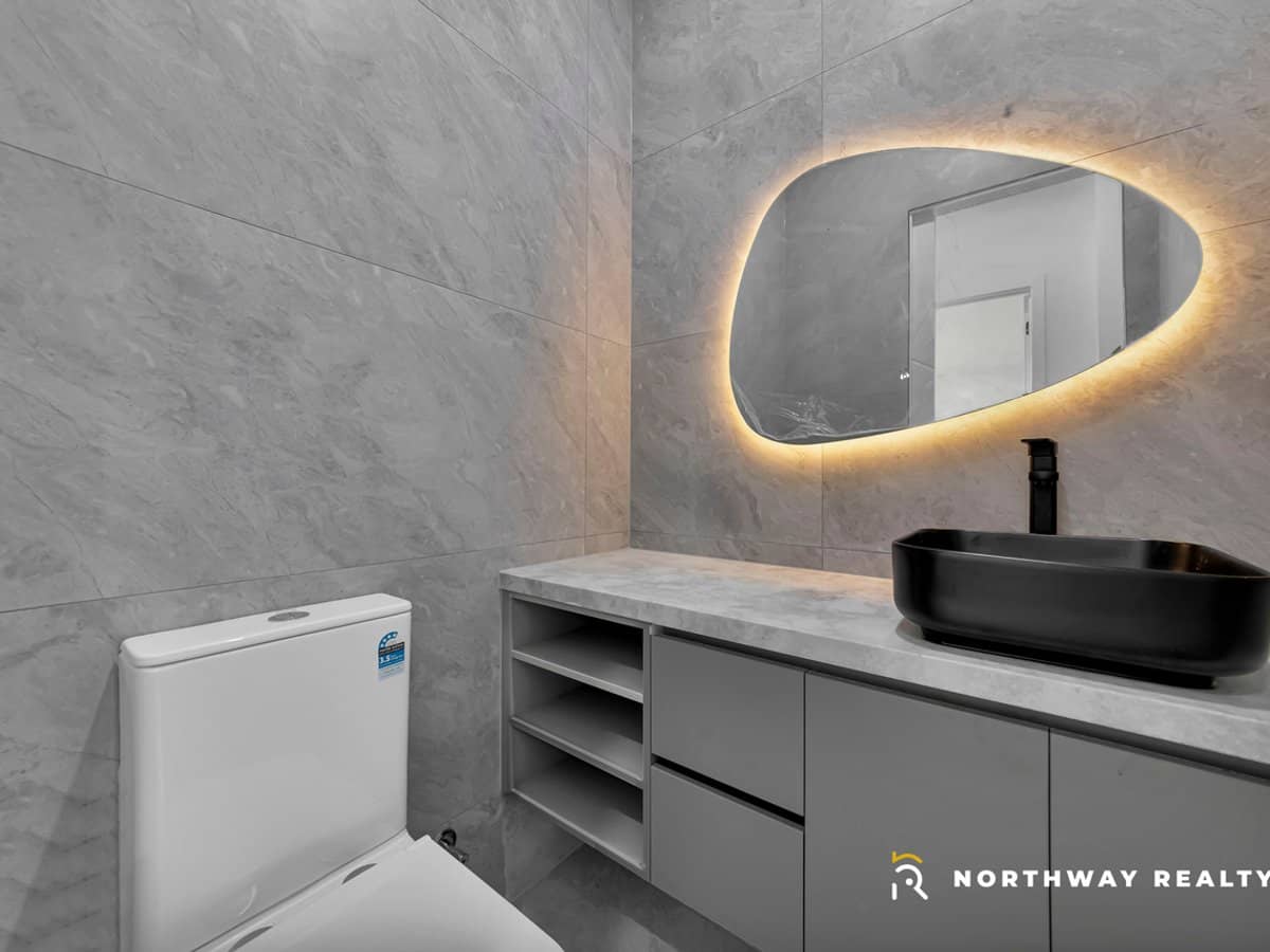 38 Salsola Road, MICKLEHAM - Thumbnail 15