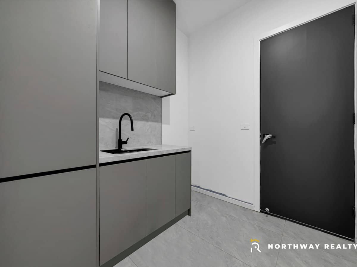 38 Salsola Road, MICKLEHAM - Thumbnail 17