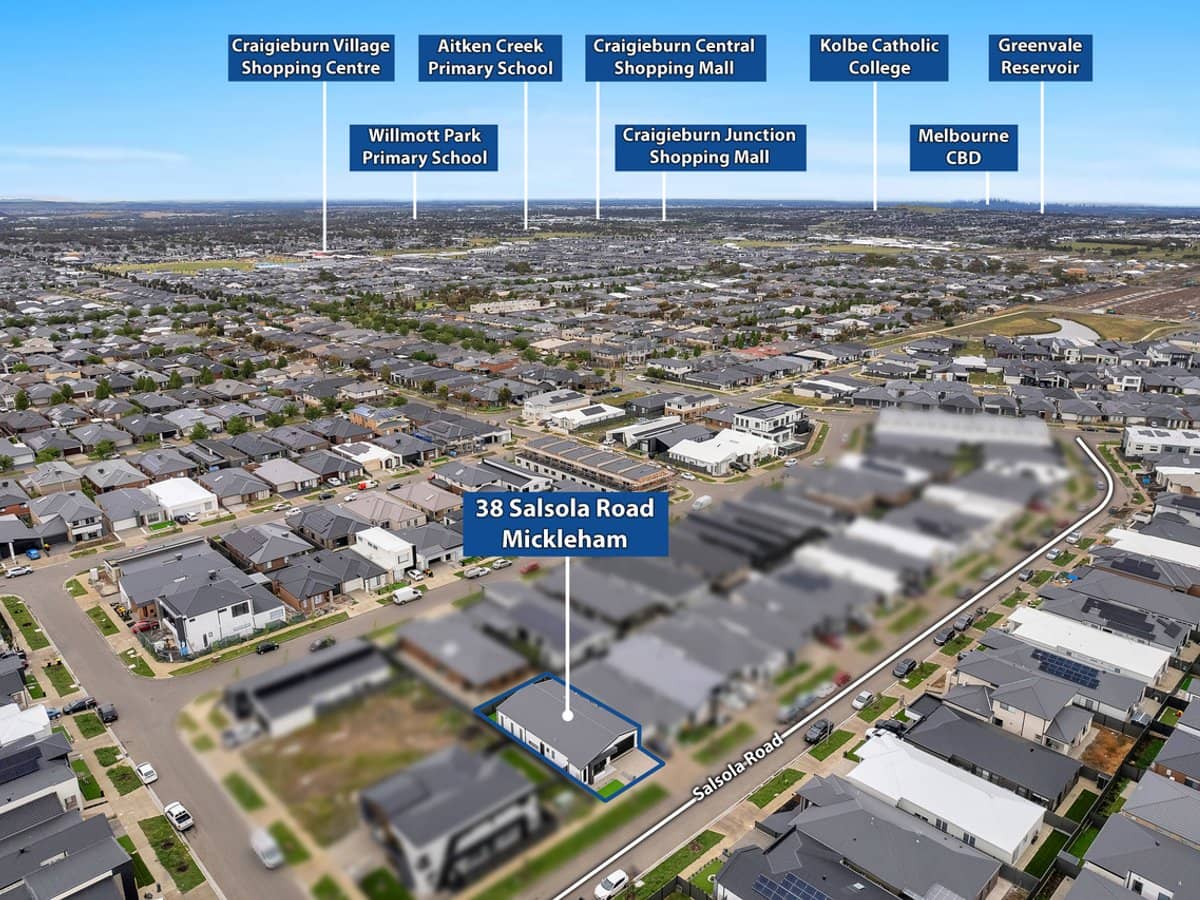 38 Salsola Road, MICKLEHAM - Thumbnail 19