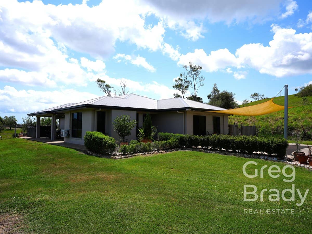 180 Gordonville Court, SARINA - Thumbnail 5