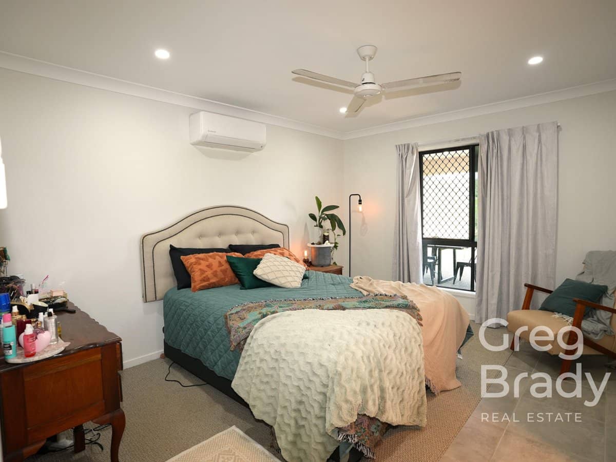 180 Gordonville Court, SARINA - Thumbnail 15