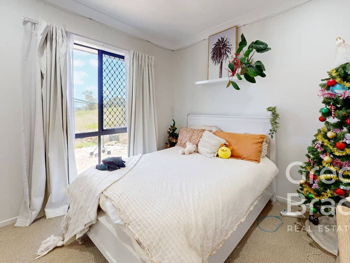 180 Gordonville Court, SARINA - Thumbnail 17