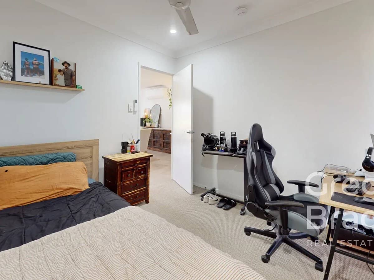 180 Gordonville Court, SARINA - Thumbnail 19