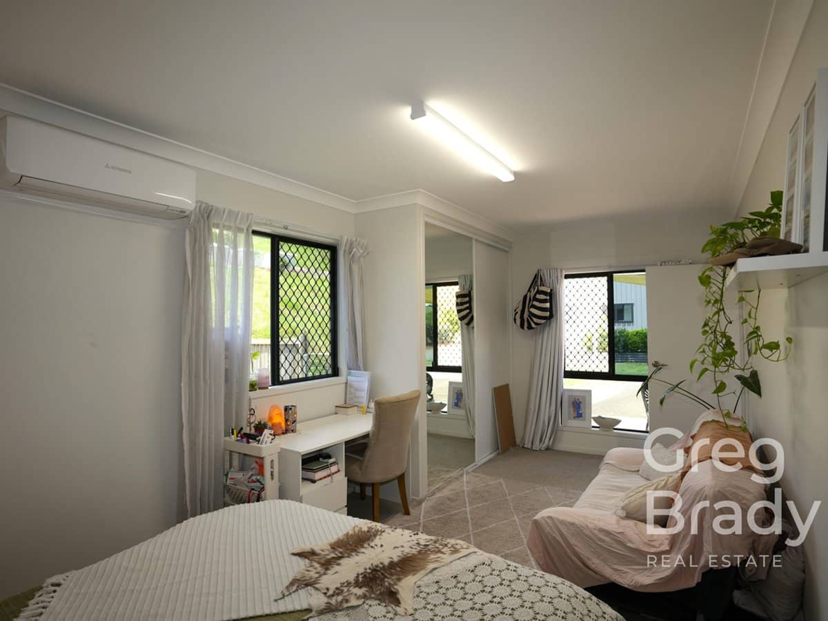 180 Gordonville Court, SARINA - Thumbnail 23