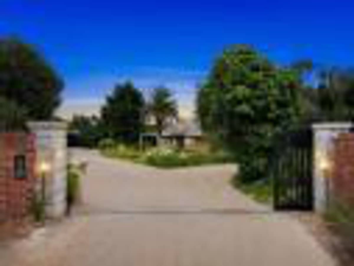 360-372 Browns Road, RYE - Thumbnail 3