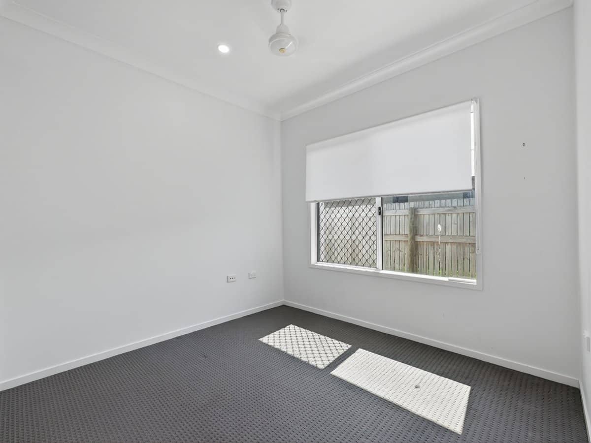 6 Sunburst Street, MOUNT LOW - Thumbnail 16