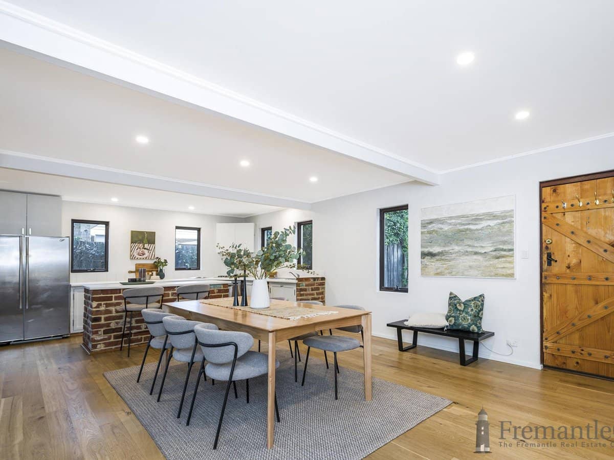 2A Rennie Cres North, HILTON - Thumbnail 5