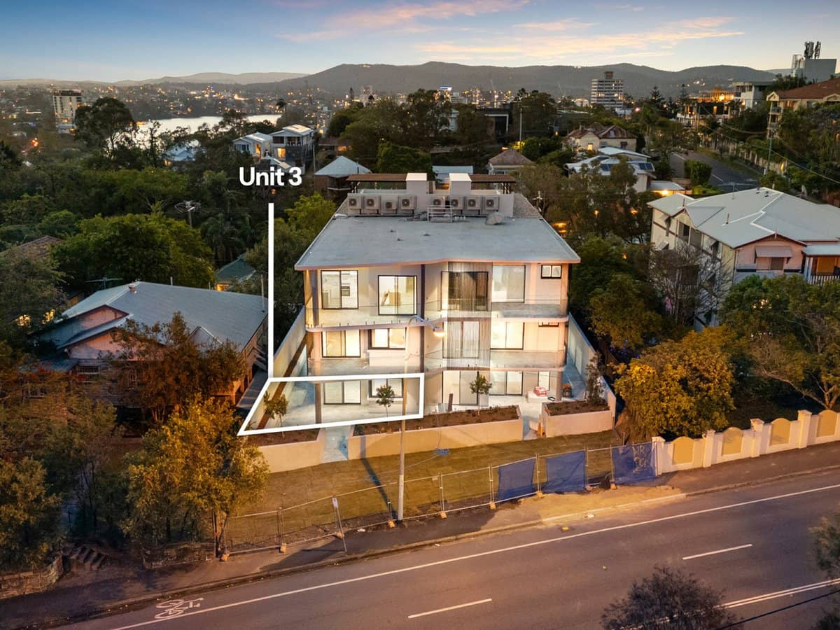 10 Chester Street, HIGHGATE HILL - Thumbnail 1