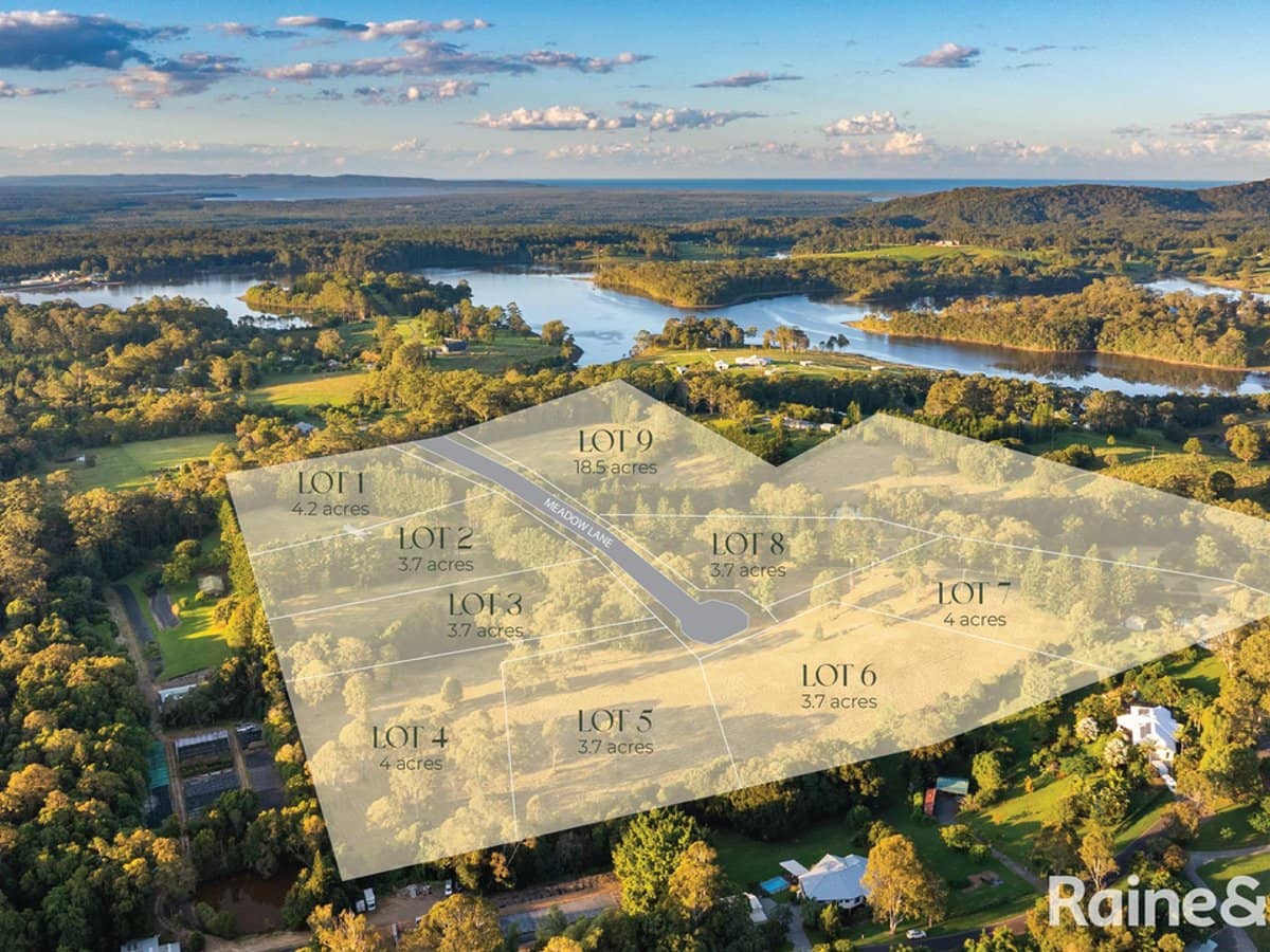 44 Hoy Road, LAKE MACDONALD - Thumbnail 1