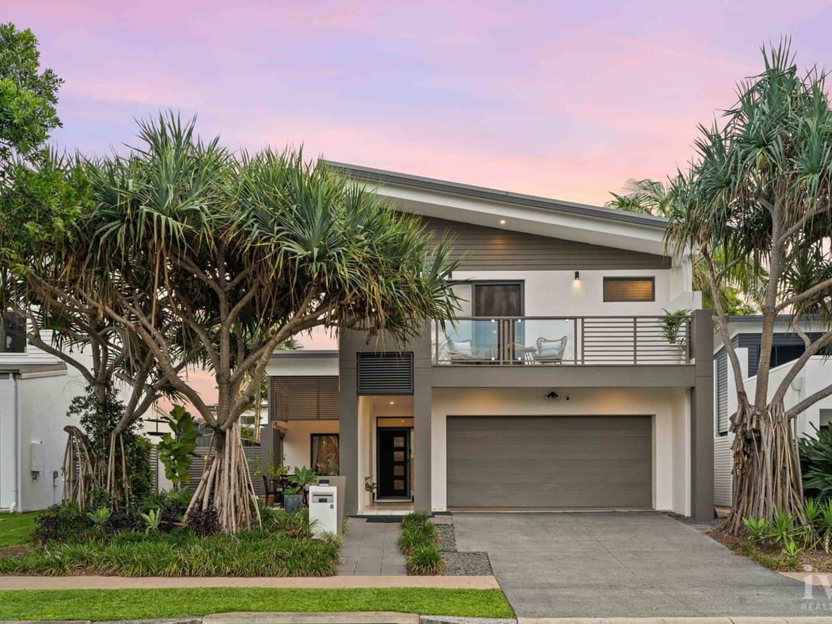 8 Cova Boulevard, Hope Island - Thumbnail 3