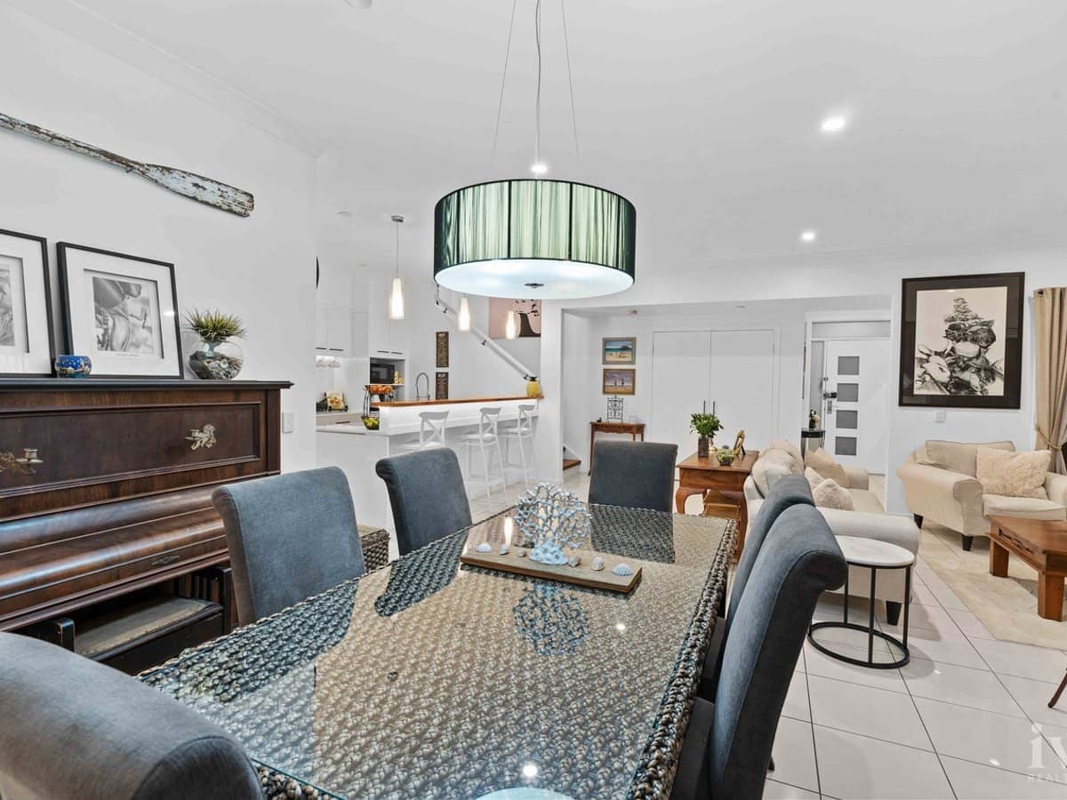 8 Cova Boulevard, Hope Island - Thumbnail 6