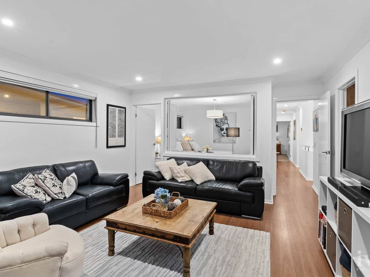 8 Cova Boulevard, Hope Island - Thumbnail 8