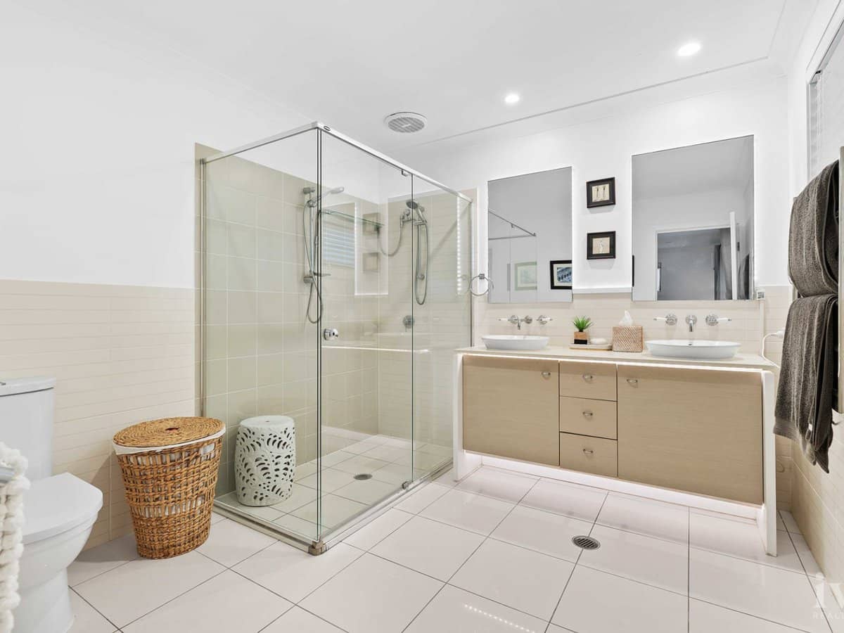 8 Cova Boulevard, Hope Island - Thumbnail 14