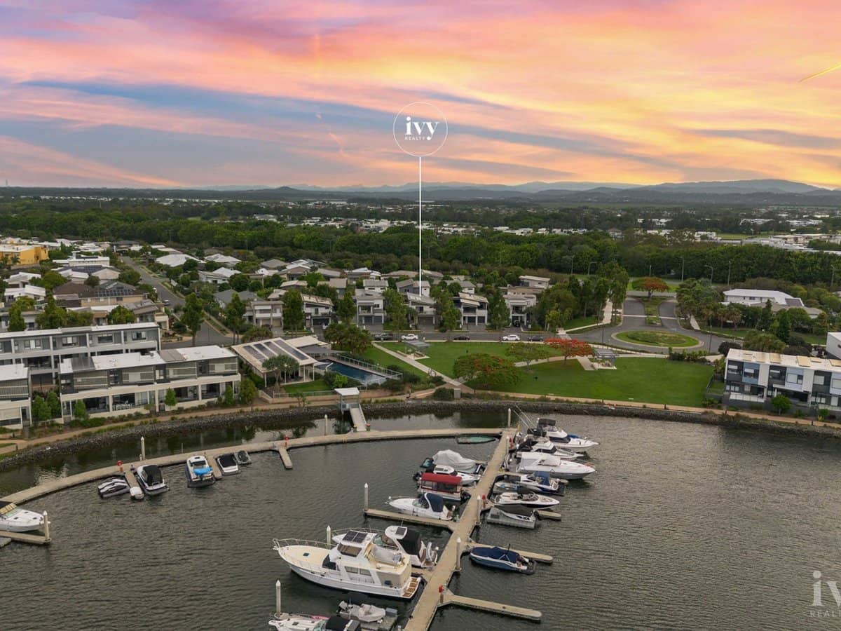 8 Cova Boulevard, Hope Island - Thumbnail 20