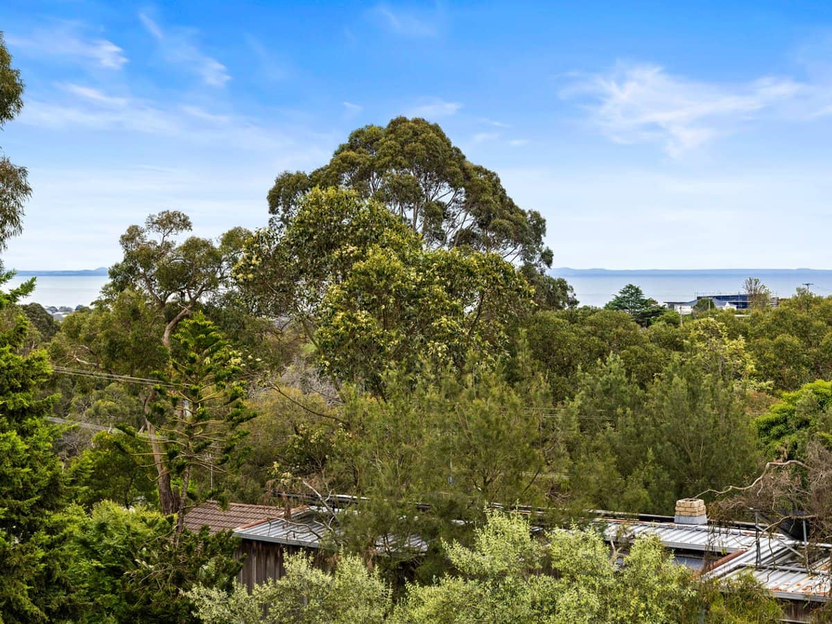 42 Murawa Drive, ROSEBUD - Thumbnail 16