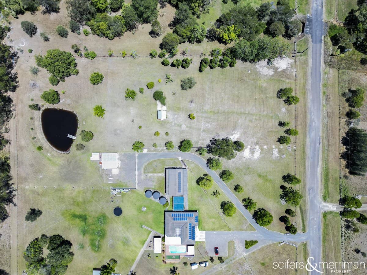 22 Angela Close, CLARENCE TOWN - Thumbnail 7