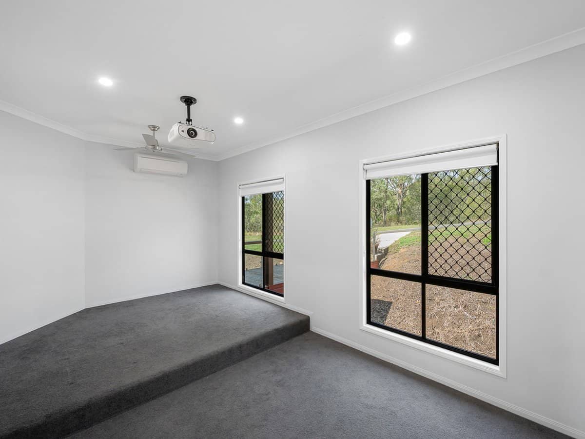 113 Boles Street, WEST GLADSTONE - Thumbnail 7