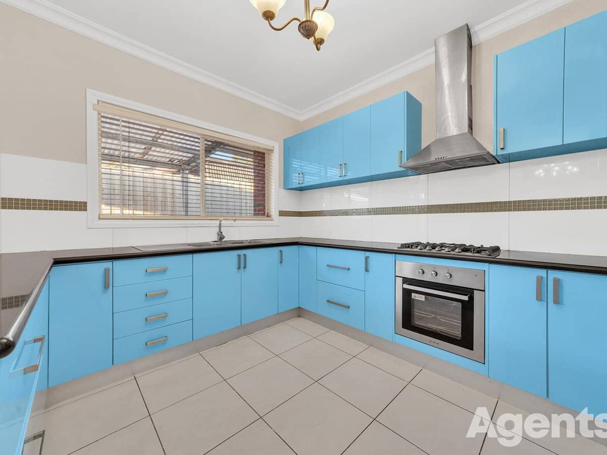 17 Mclaughlan Avenue, EUMEMMERRING - Thumbnail 7