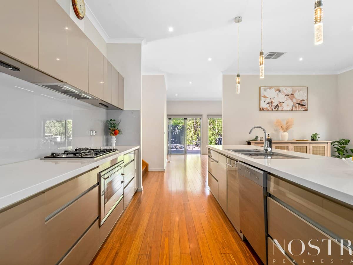 10 Fuller Street, DIAMOND CREEK - Thumbnail 3