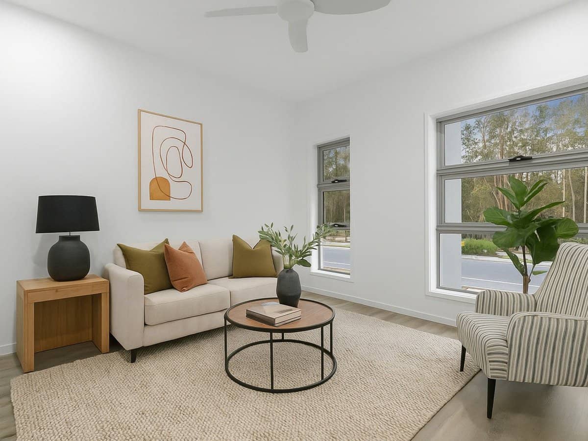 43 Endeavour Circuit, SOUTH MACLEAN - Thumbnail 3