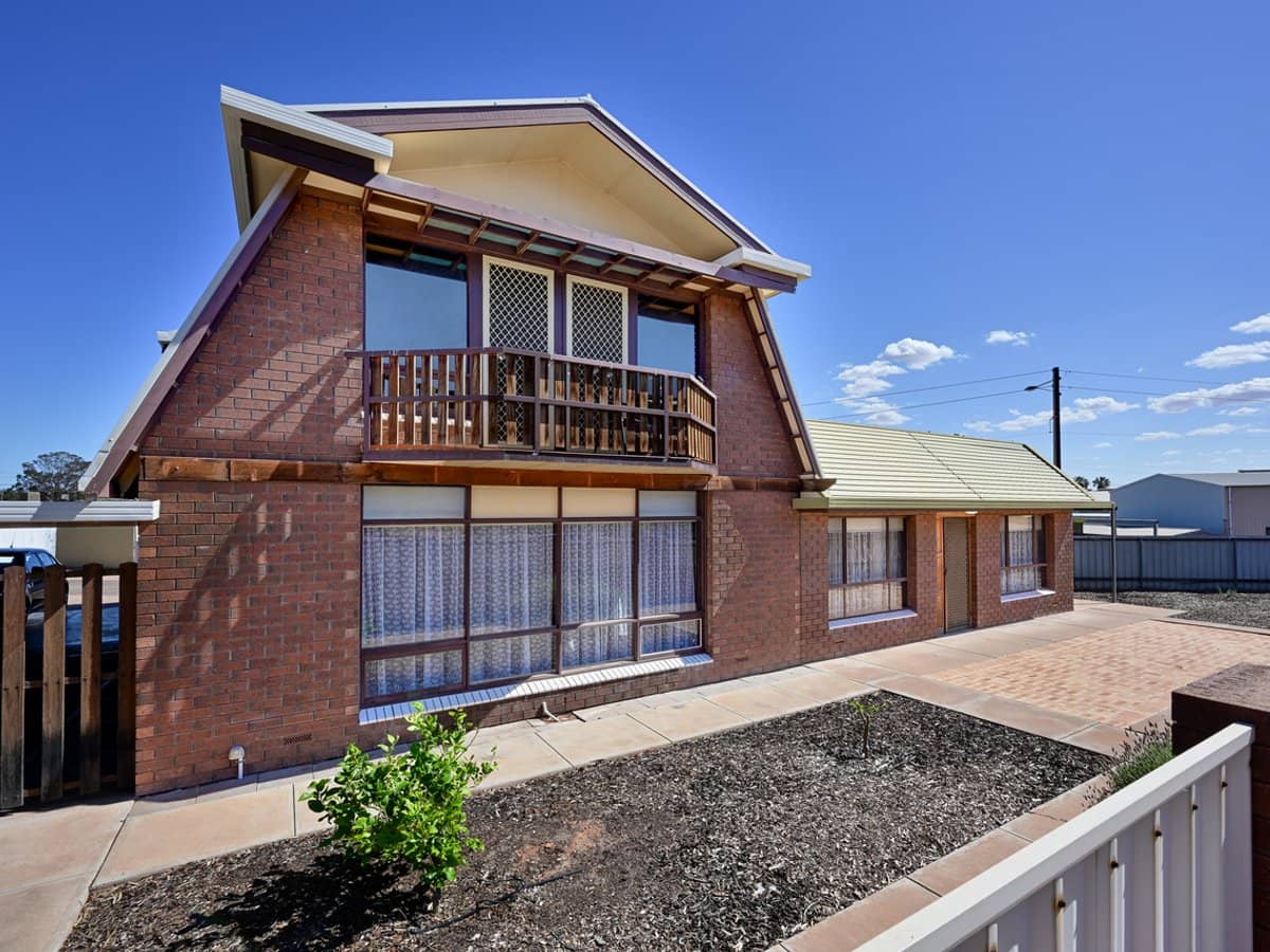 2 Tottenham Road, PORT AUGUSTA - Thumbnail 1