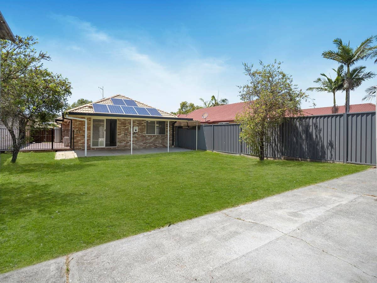 18 Cougal Close, LOGANHOLME - Thumbnail 1