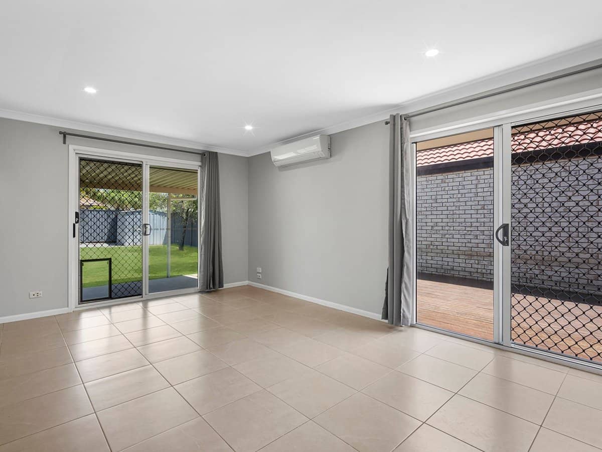 18 Cougal Close, LOGANHOLME - Thumbnail 4