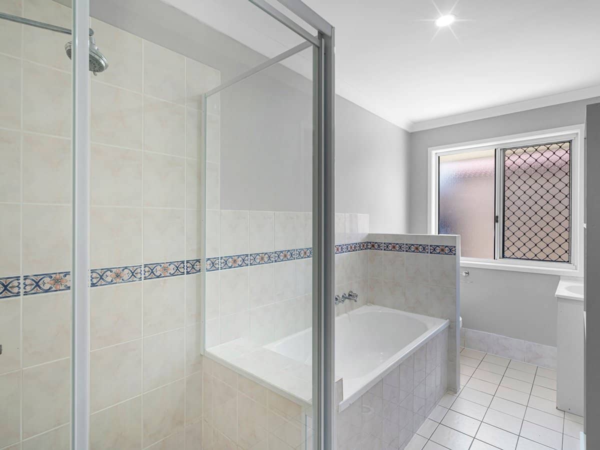 18 Cougal Close, LOGANHOLME - Thumbnail 7