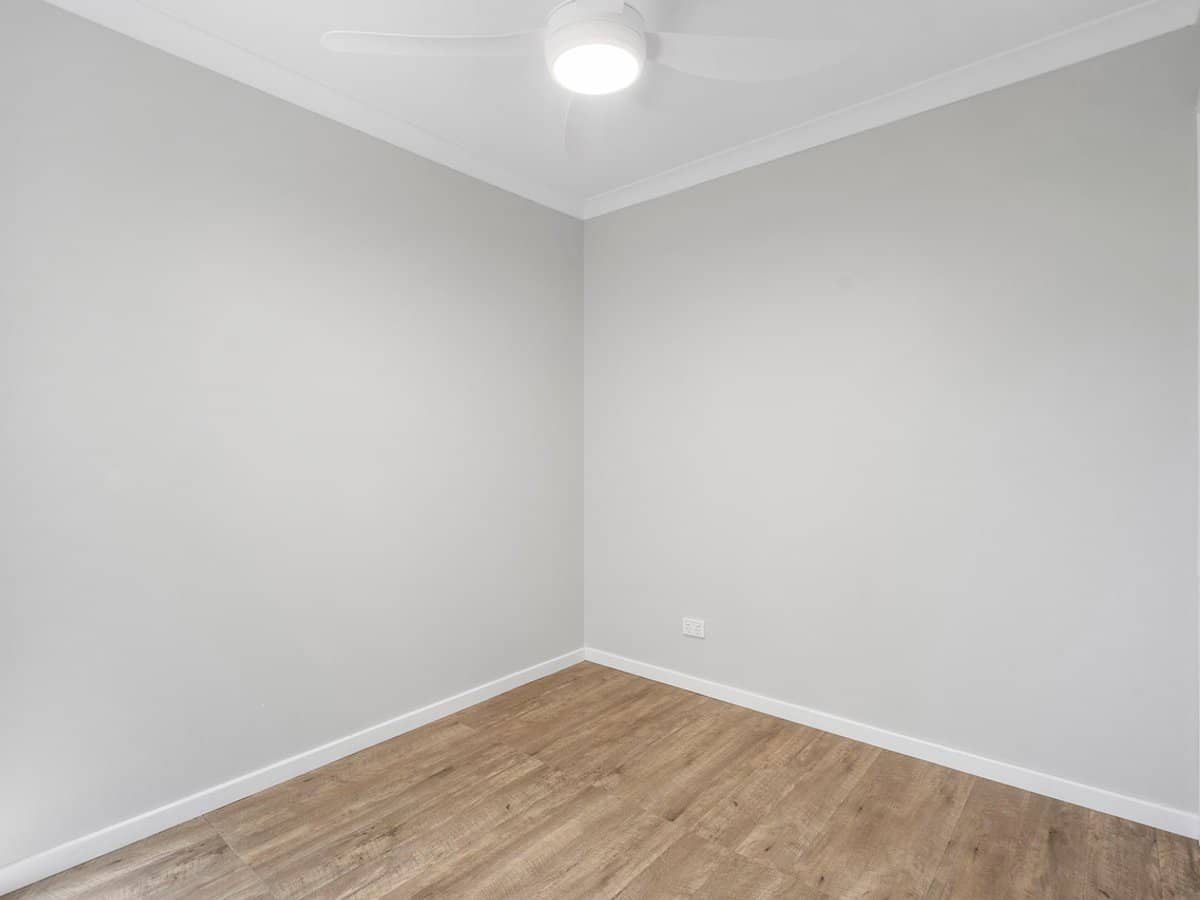 18 Cougal Close, LOGANHOLME - Thumbnail 8