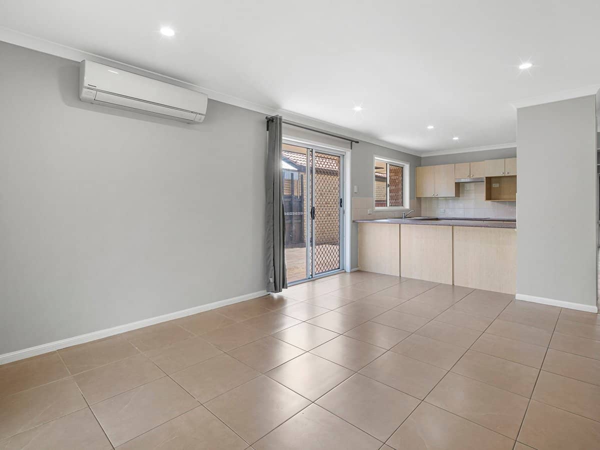 18 Cougal Close, LOGANHOLME - Thumbnail 9