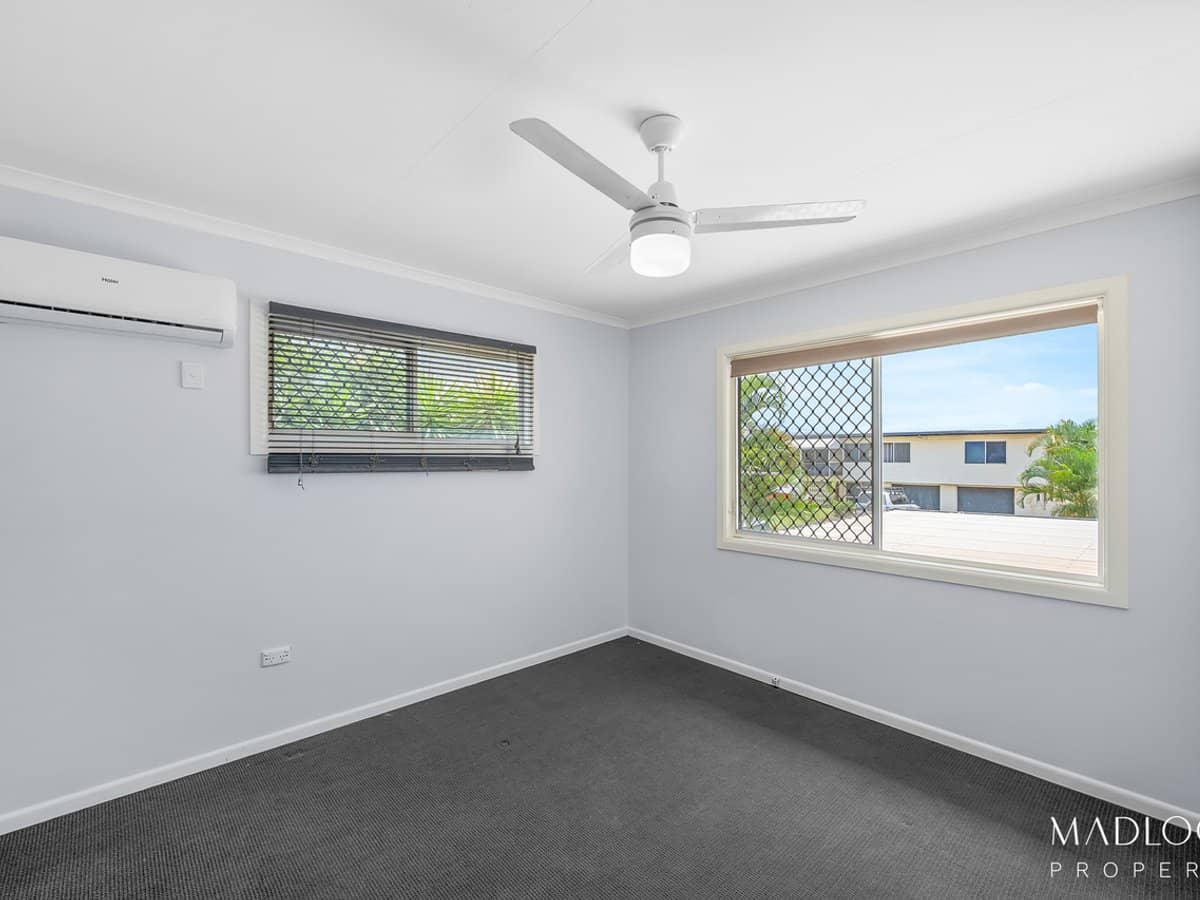 6 Campbell Street, CLINTON - Thumbnail 8