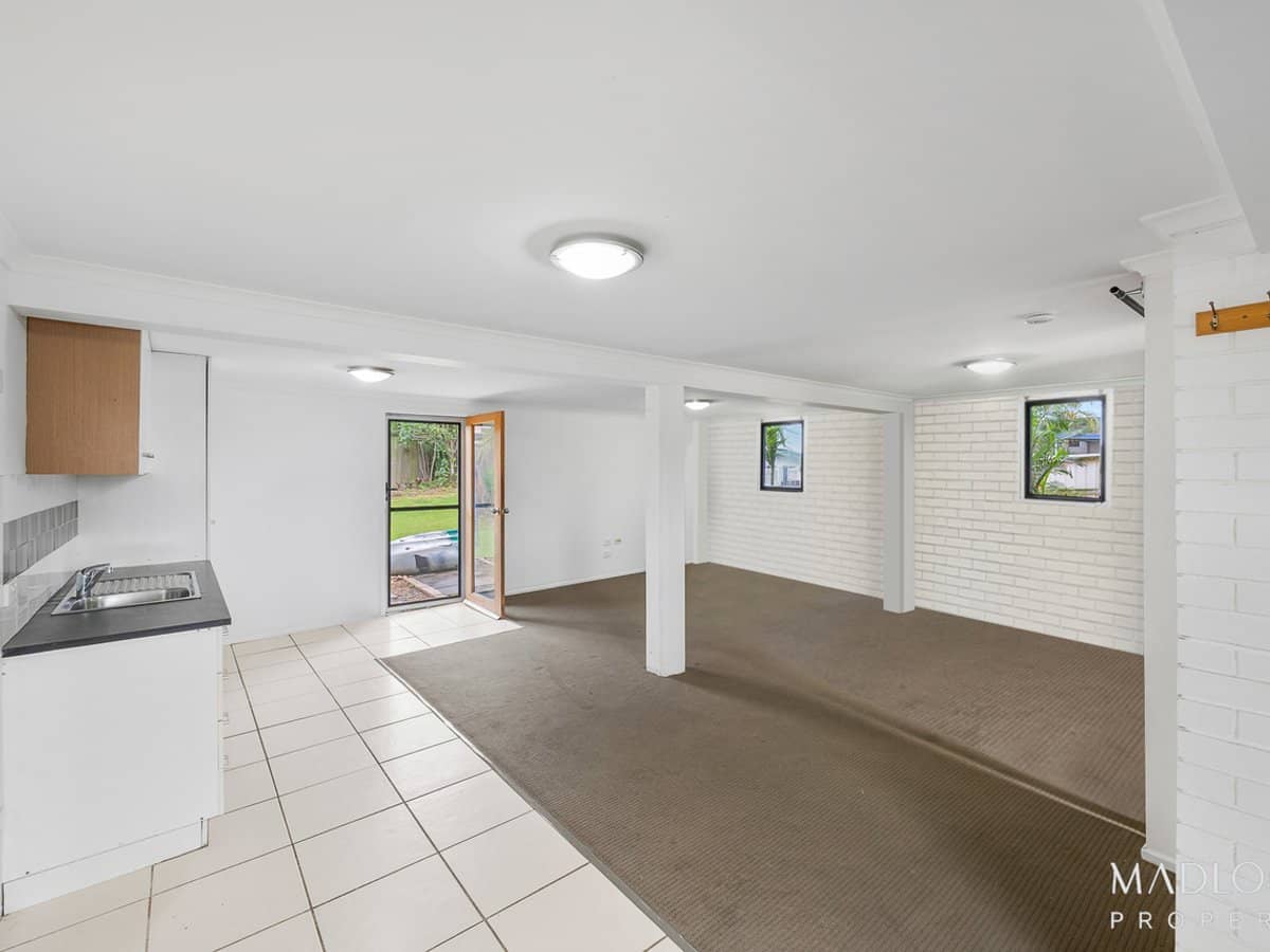 6 Campbell Street, CLINTON - Thumbnail 13