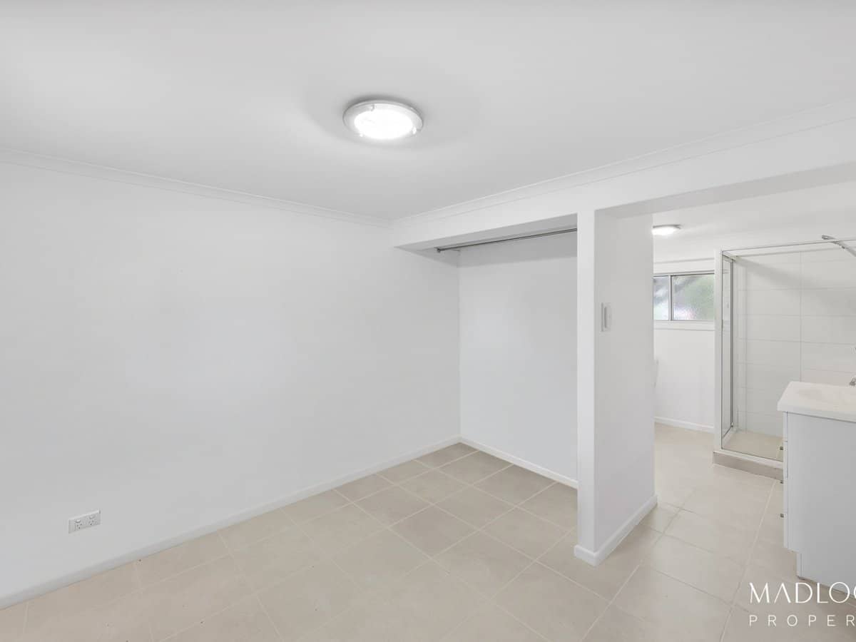 6 Campbell Street, CLINTON - Thumbnail 14