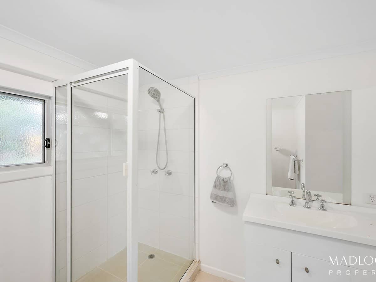 6 Campbell Street, CLINTON - Thumbnail 15