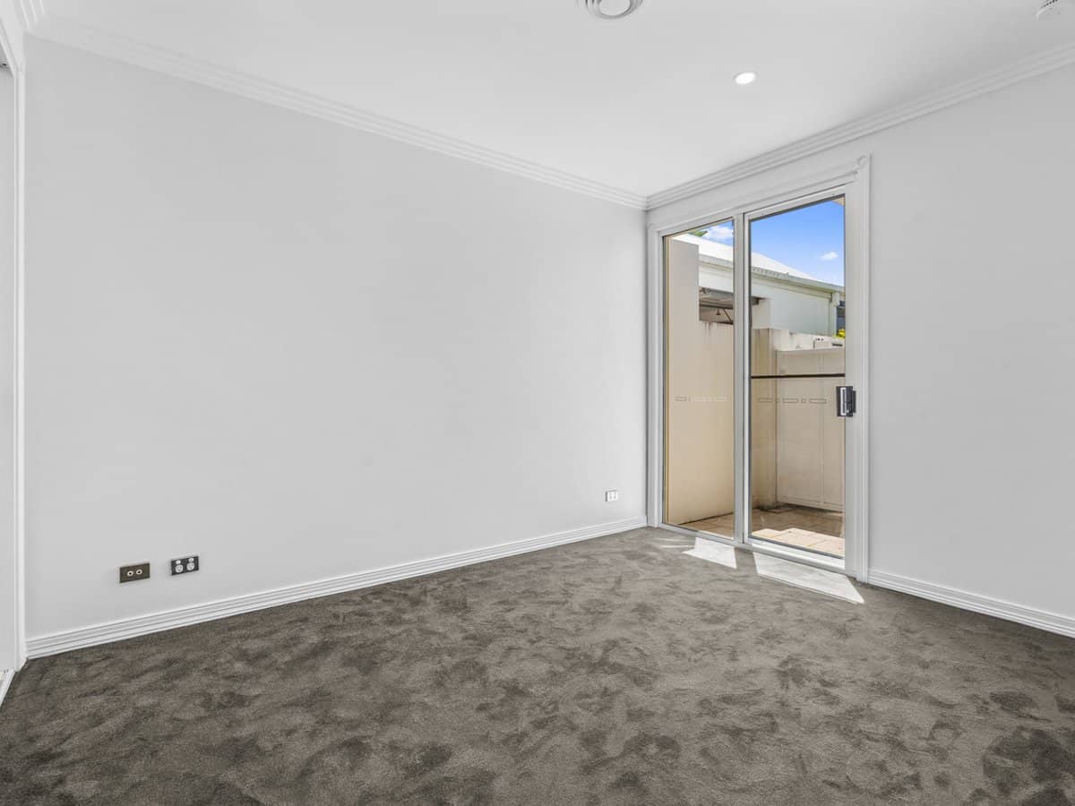 103 Salerno Street, Surfers Paradise - Thumbnail 13