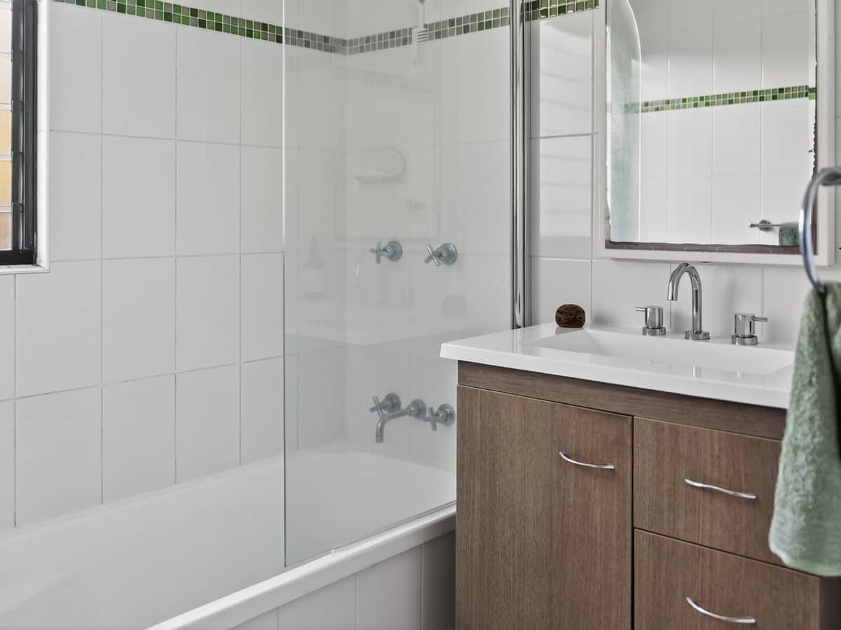 18 Tyrrell Street, GULLIVER - Thumbnail 16