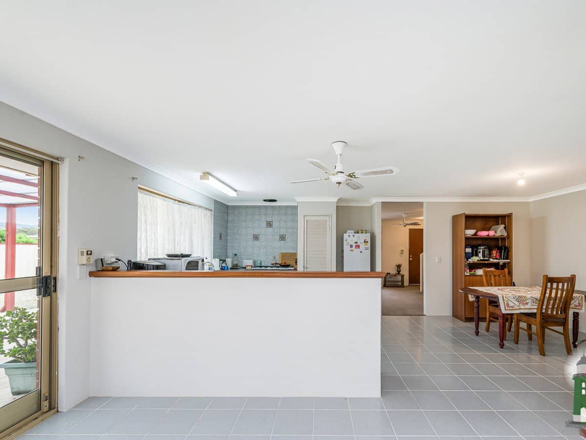 3 Numbat Court, BROOKDALE - Thumbnail 2
