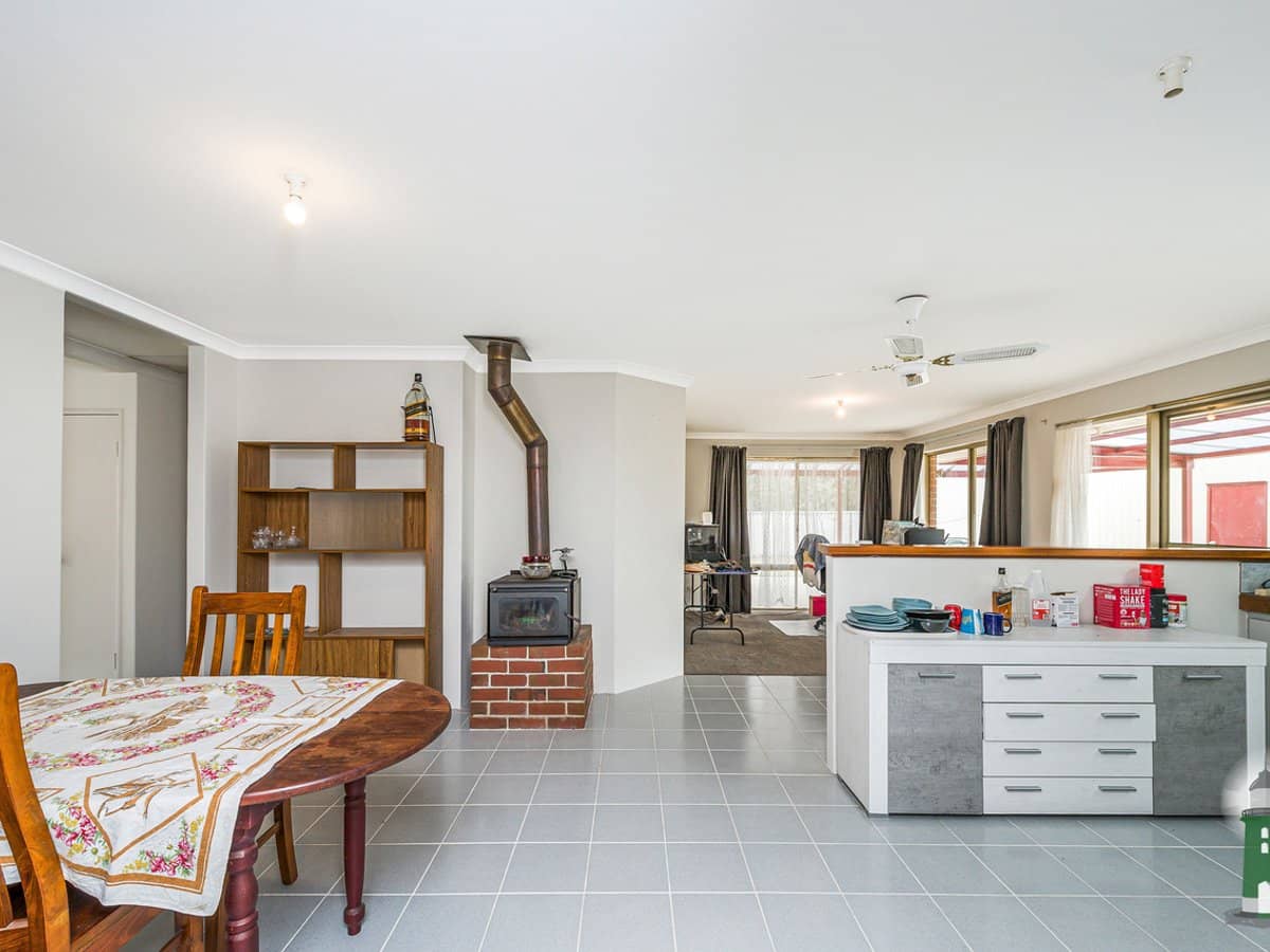 3 Numbat Court, BROOKDALE - Thumbnail 6