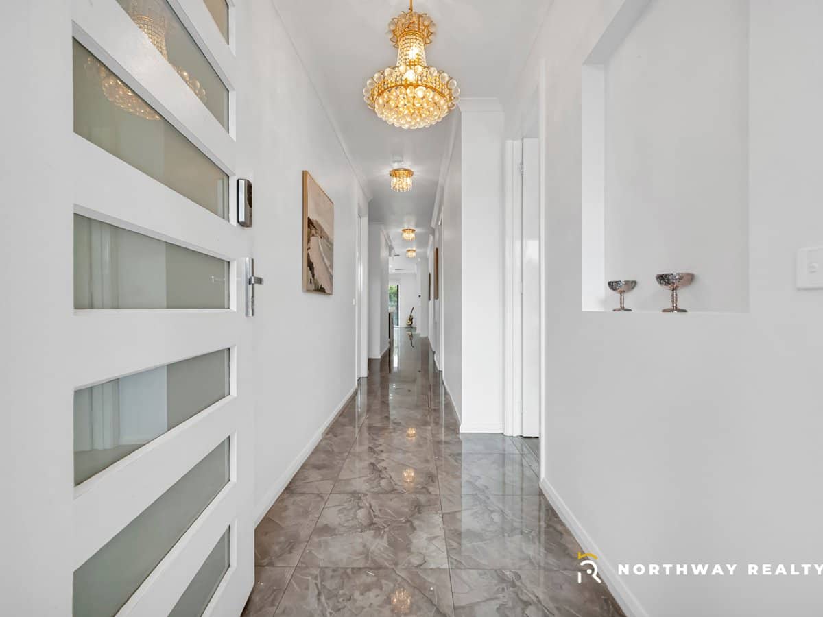 12 Mangrove Way, CRAIGIEBURN - Thumbnail 2