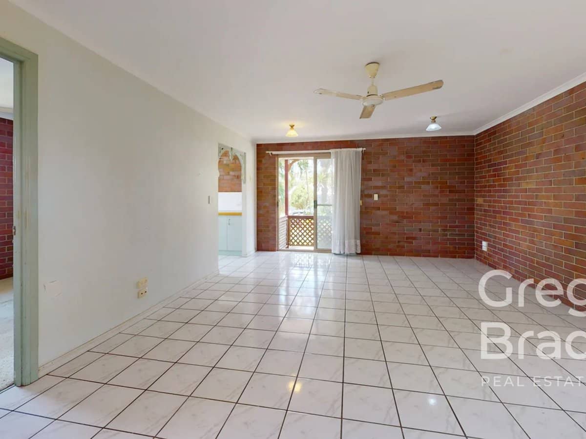 50 West Street, SARINA - Thumbnail 5