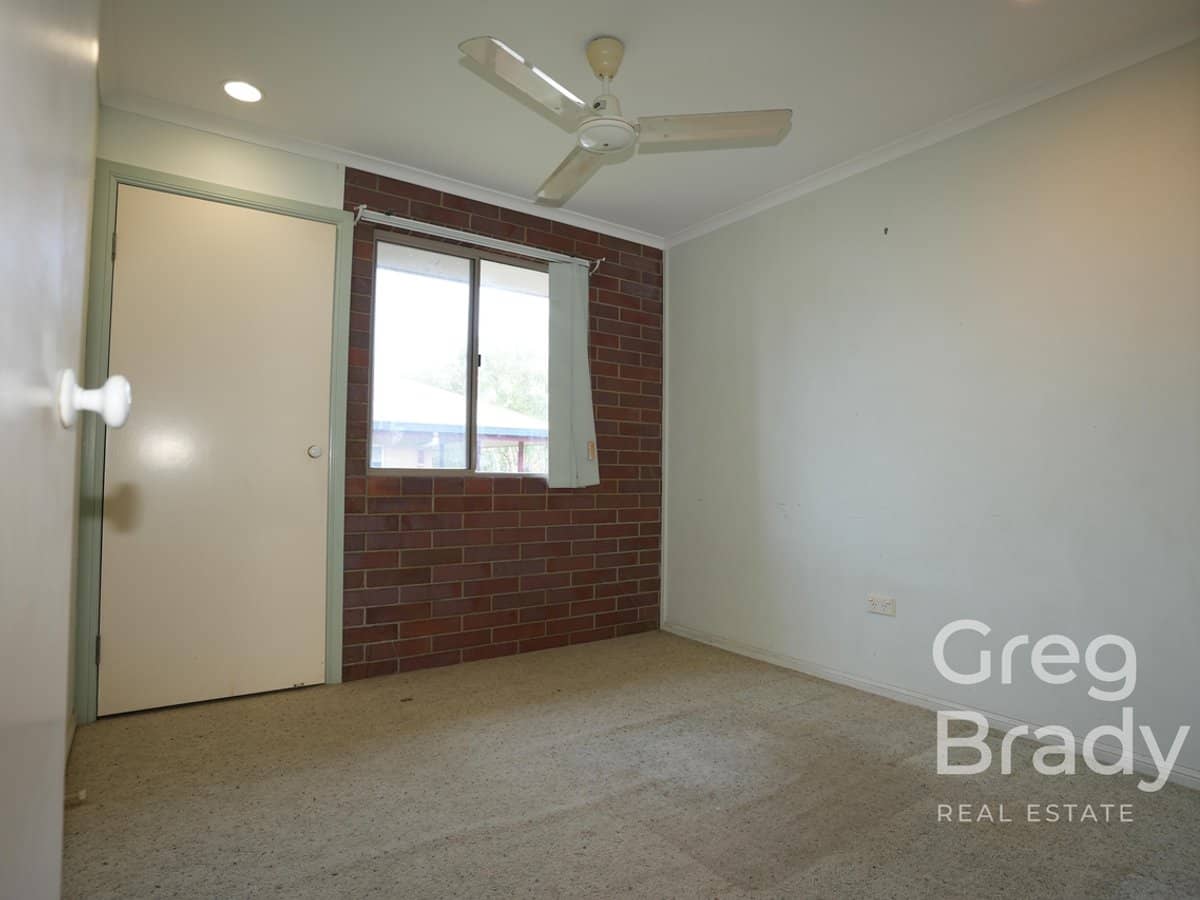 50 West Street, SARINA - Thumbnail 9