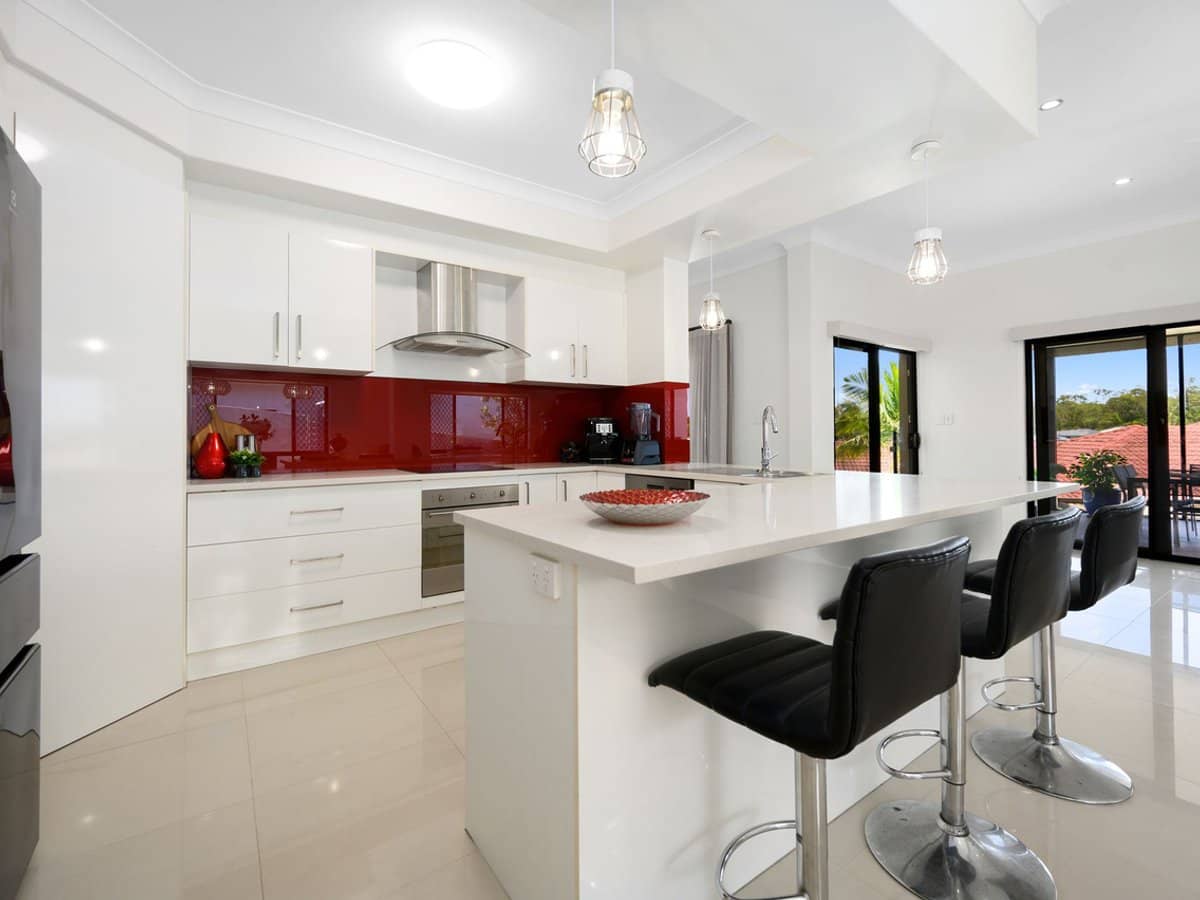 41 Maltravers Drive, ARUNDEL - Thumbnail 1