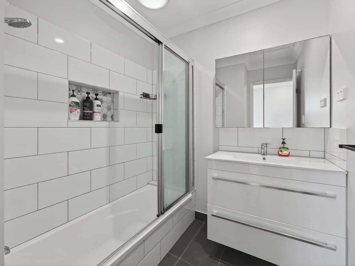 62-64 Bowen Road, ROSSLEA - Thumbnail 10