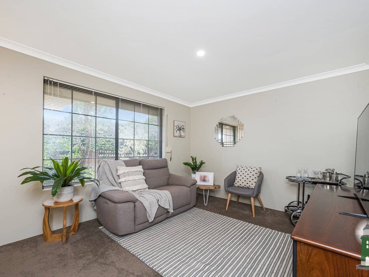 242 Beechboro Road North, BAYSWATER - Thumbnail 2