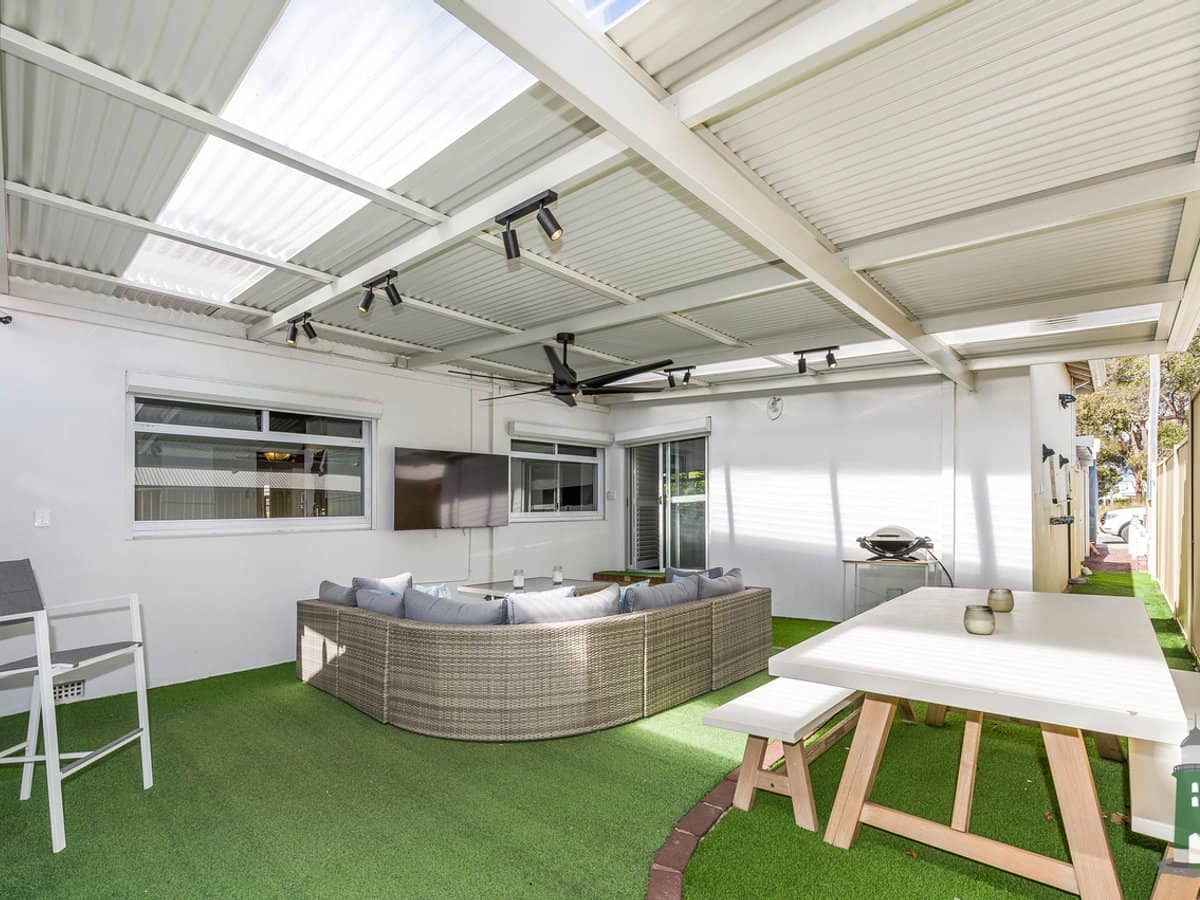 21 Weld Square West, MORLEY - Thumbnail 10