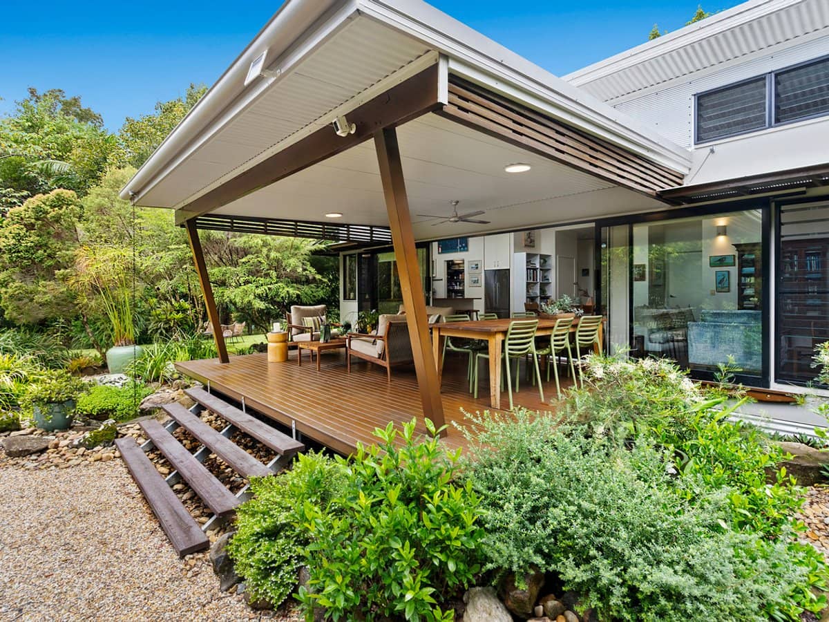 4 Kaira Lane, CURRUMBIN VALLEY - Thumbnail 1