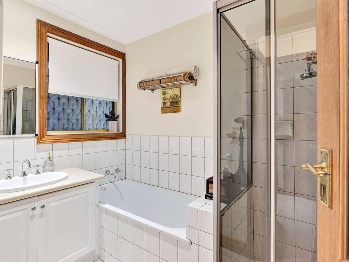 9 Leslie Court, HILLSIDE - Thumbnail 14