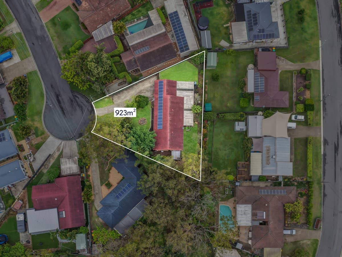 12 Jeffrey Court, MOUNT WARREN PARK - Thumbnail 20