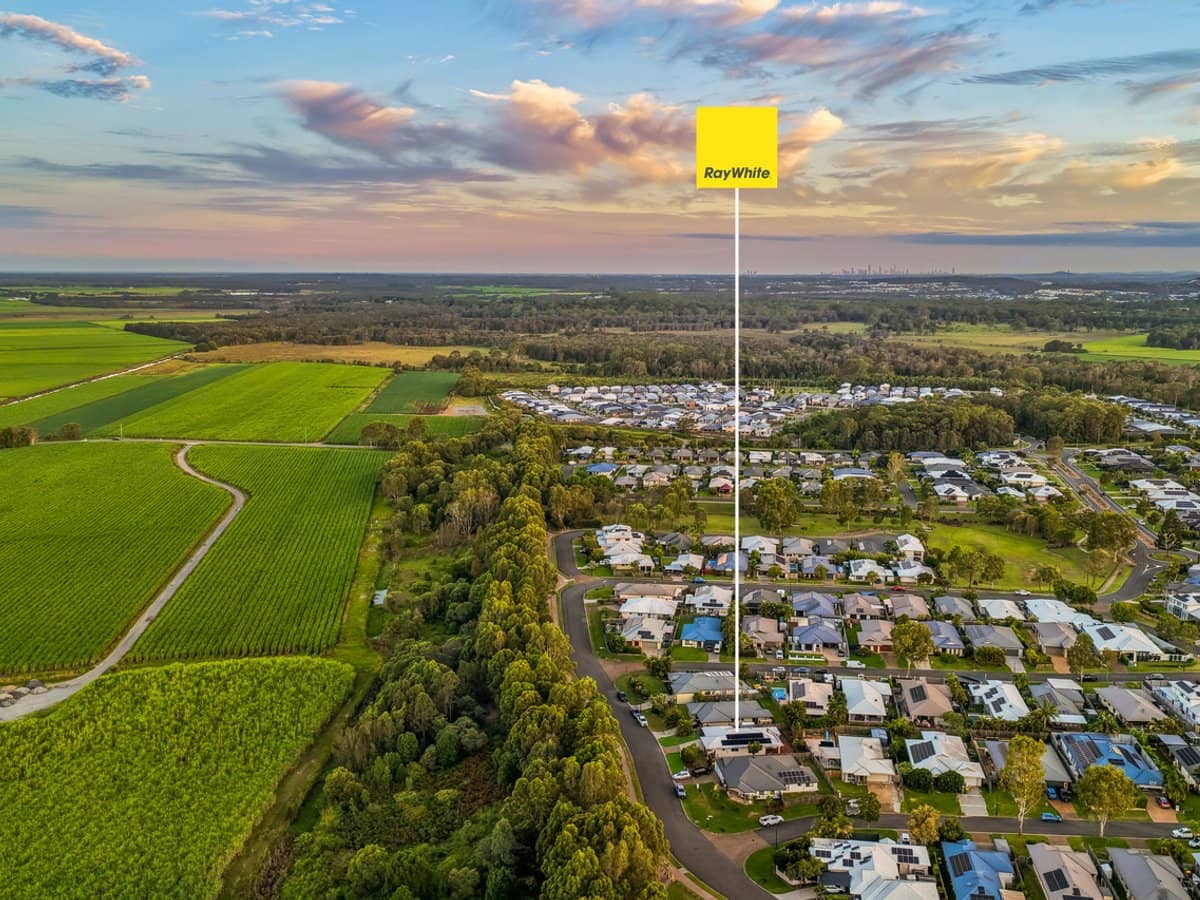 51 Lynbrook Avenue, ORMEAU - Thumbnail 13